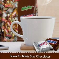 Mars Snickers, Twix, Milky Way & 3 Musketeers Individually Wrapped Minis Size Chocolate Bars, 4 Lb. Variety Mix Bag (MMM50972) -Gerber || Lindt || Mars Sales m007160583 s7