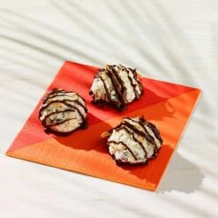 Mounds Coconut Dark Chocolate Candy Bar, 1.75 Oz., 36/Box (HEC00310) 7 Mounds Coconut Dark Chocolate Candy Bar, 1.75 Oz., 36/Box (HEC00310) -Gerber || Lindt || Mars Sales sp132062306 s7