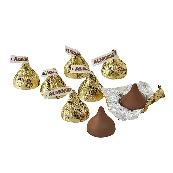 HERSHEY'S KISSES Gold Foil Milk Chocolate With Almonds Pieces, 66.7 Oz., 400/Bag (HEC62083) 4 HERSHEY'S KISSES Gold Foil Milk Chocolate With Almonds Pieces, 66.7 Oz., 400/Bag (HEC62083) - Image 2