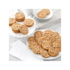 Mrs. Fields Chocolate Chip Cookies, 100 Packs/Box (ST17EV701)