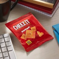 Cheez-It Original Crackers, 1.5 Oz., 45 Packs/Box (KEE71717) -Gerber || Lindt || Mars Sales sp55184264 s7